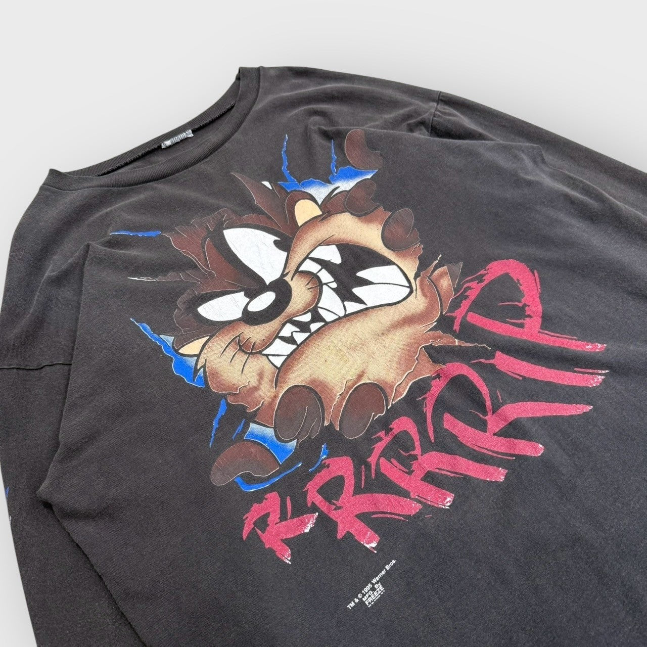 90's "LONEY TONES"
"Tasmanian Devil" I/s tee