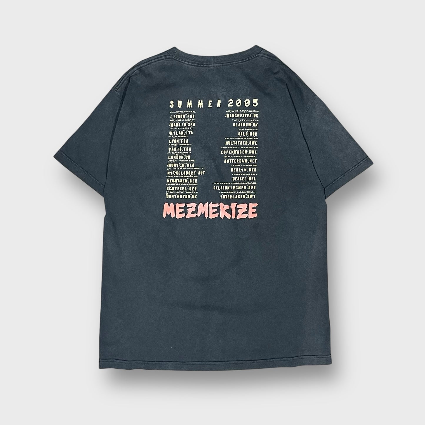 2005 SYSTEM OF A DOWN “MEZMERIZE” tour t-shirt