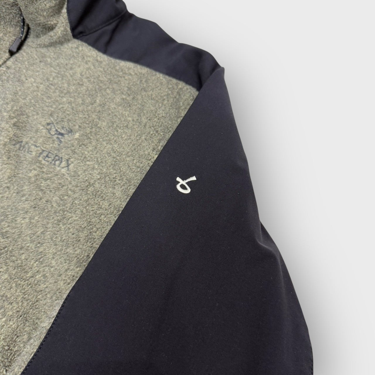 90's "ARC'TERYX"
Sigma fleece jacket