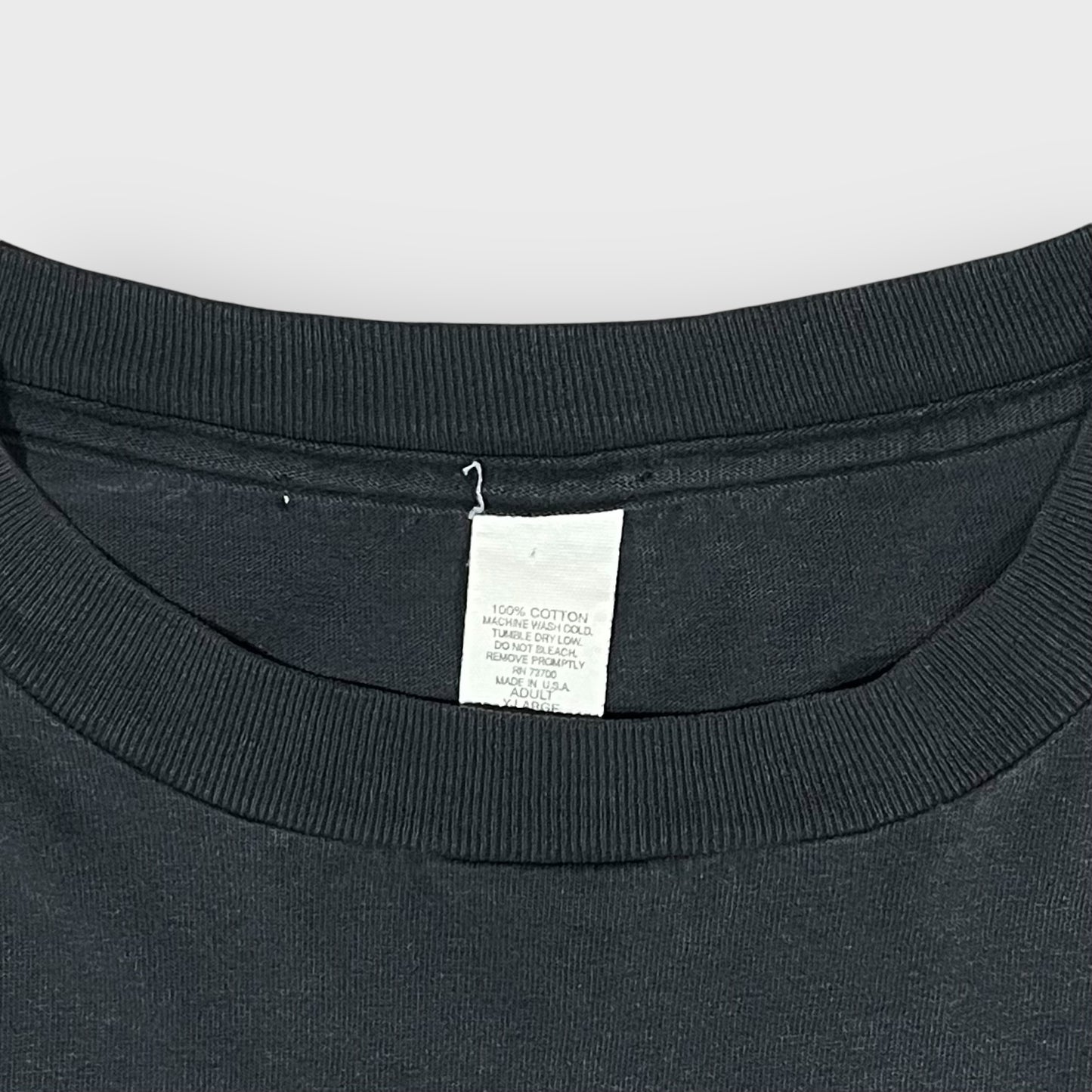 90’s Marlboro “snake pass” t-shirt