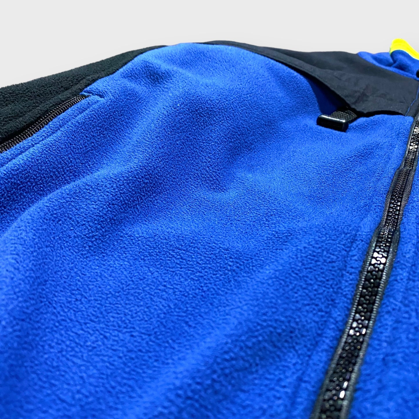 90’s “NIKE ACG” fleece jacket