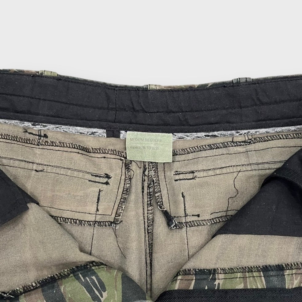 90’s Unkown
tiger camo half cargo pants