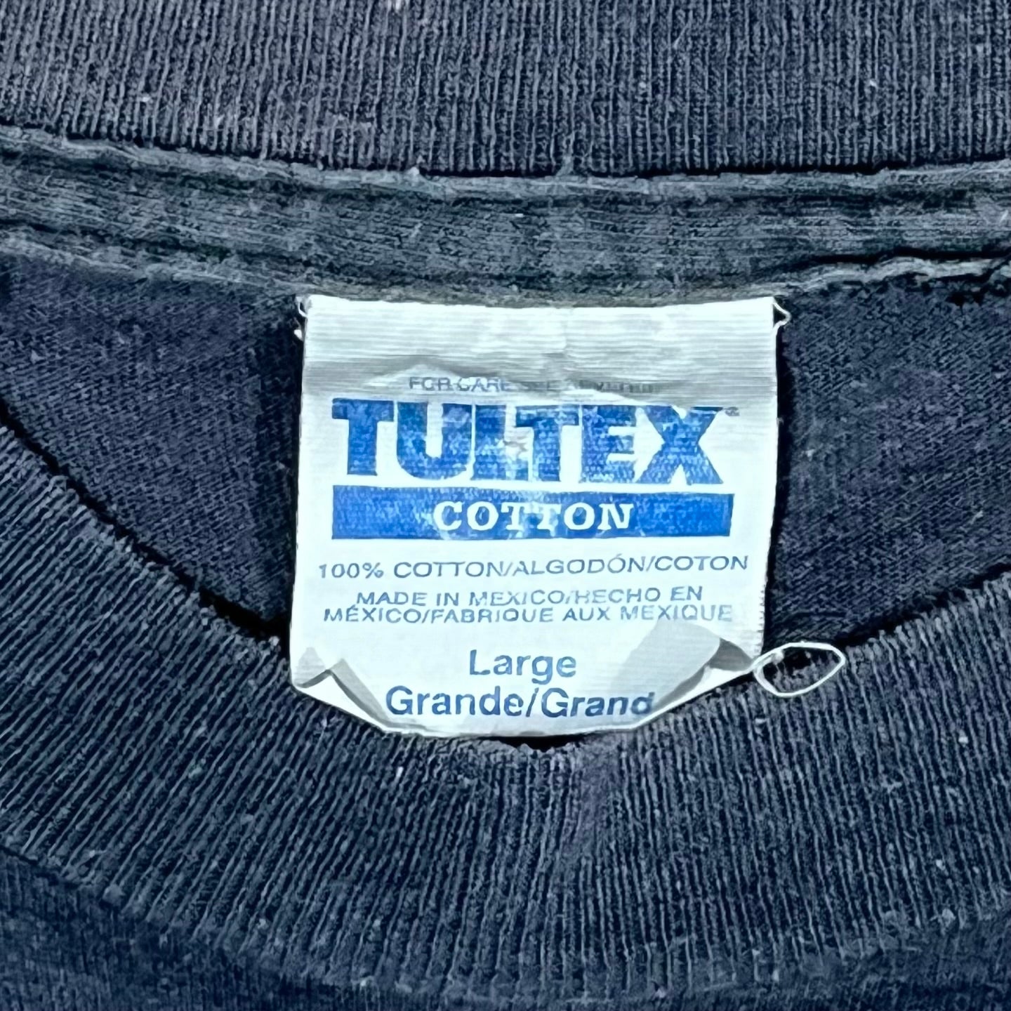 90’s Sesame Street “ELMO”
character t-shirt