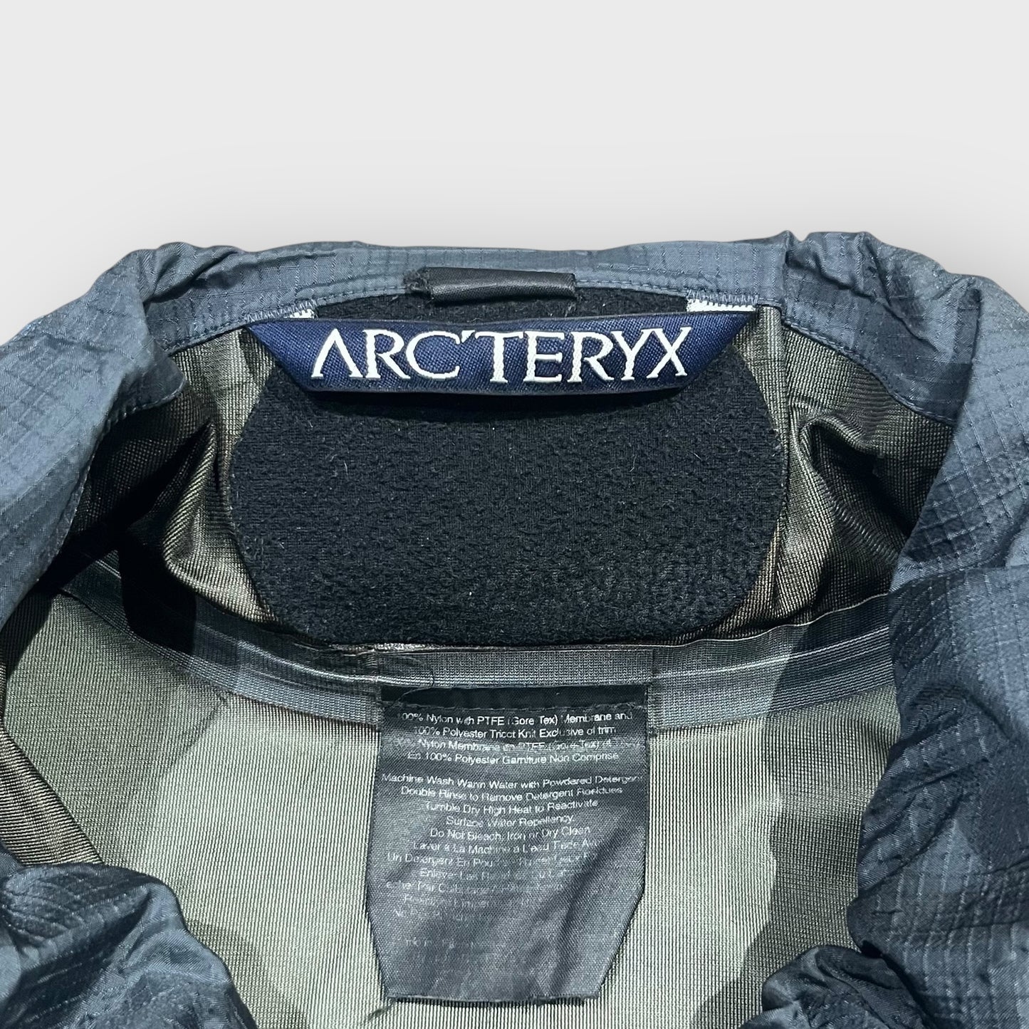 00’s “ARC’TERYX” theta lt jacket