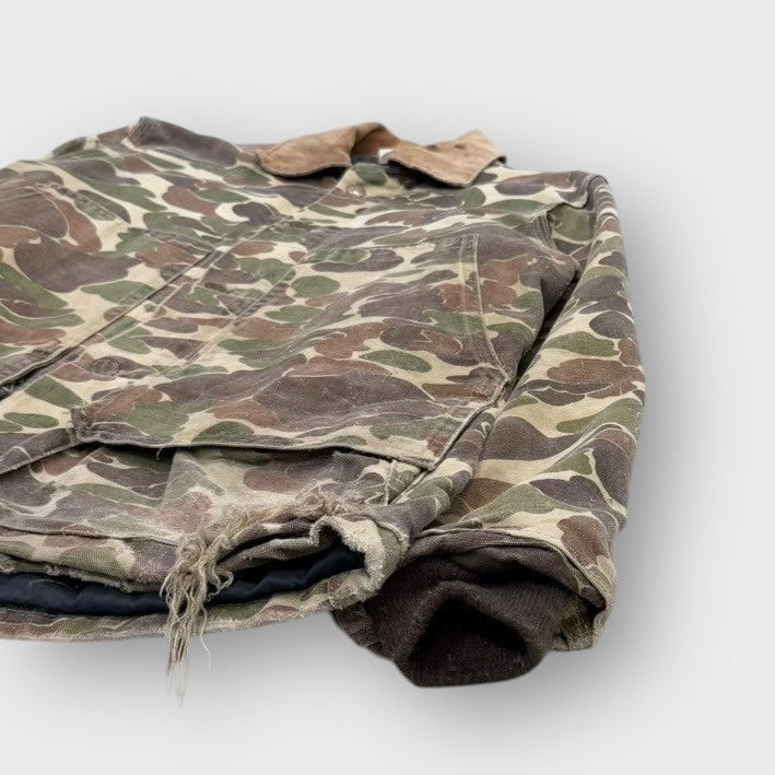 90’s “Carhartt”
camo pattern hunting jacket