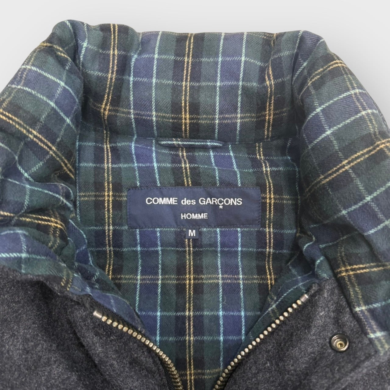 00’s “COMME des GARCONS HOMME”
wool down jacket