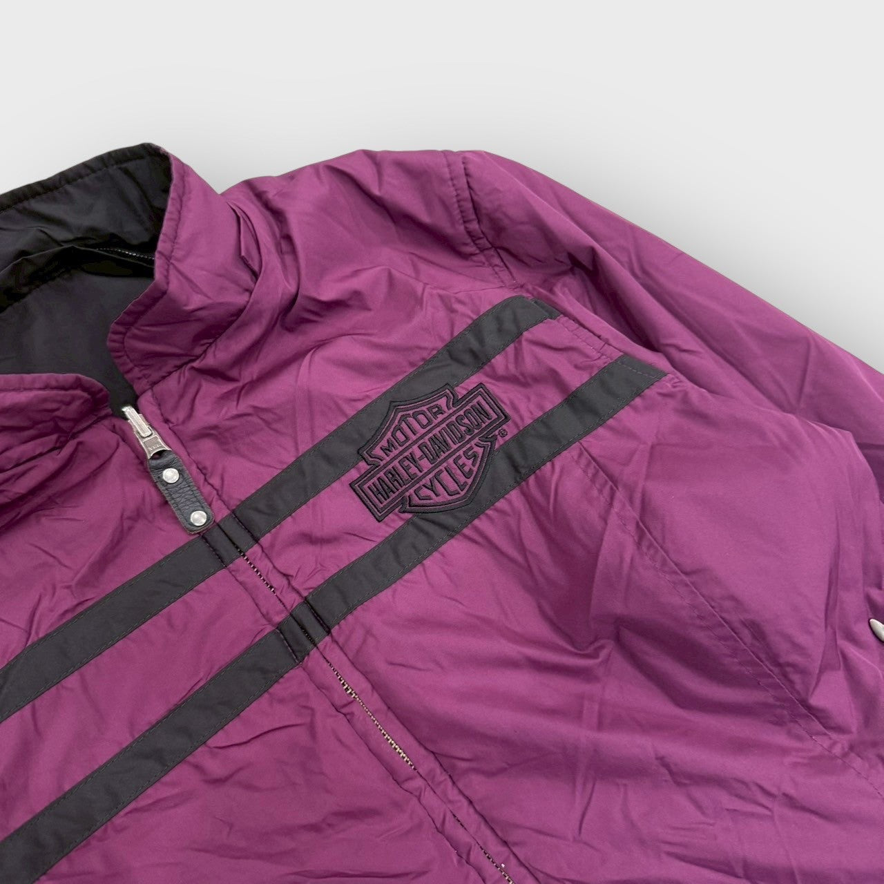 00's "Harley-Davidson"
Zip up nylon jacket