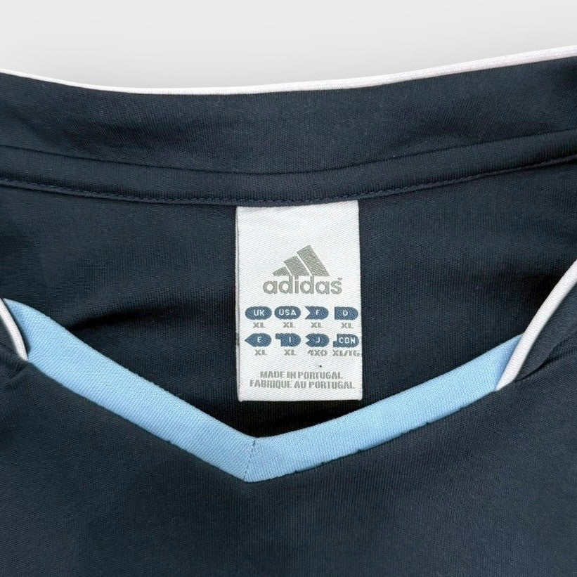 00’s “adidas”
“Real Madrid” team shirt