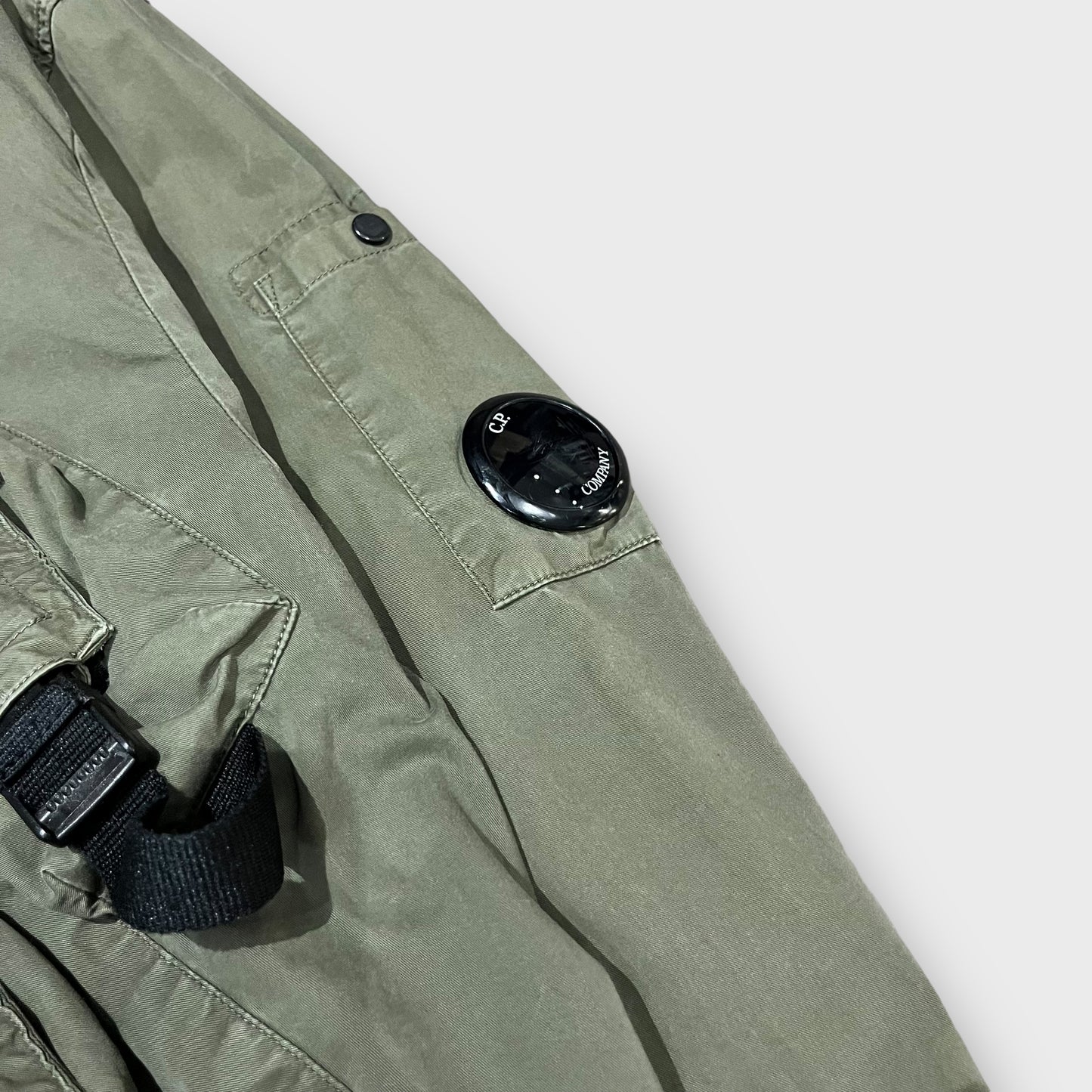 00’s “C.P. Company” hi-neck zip up jacket