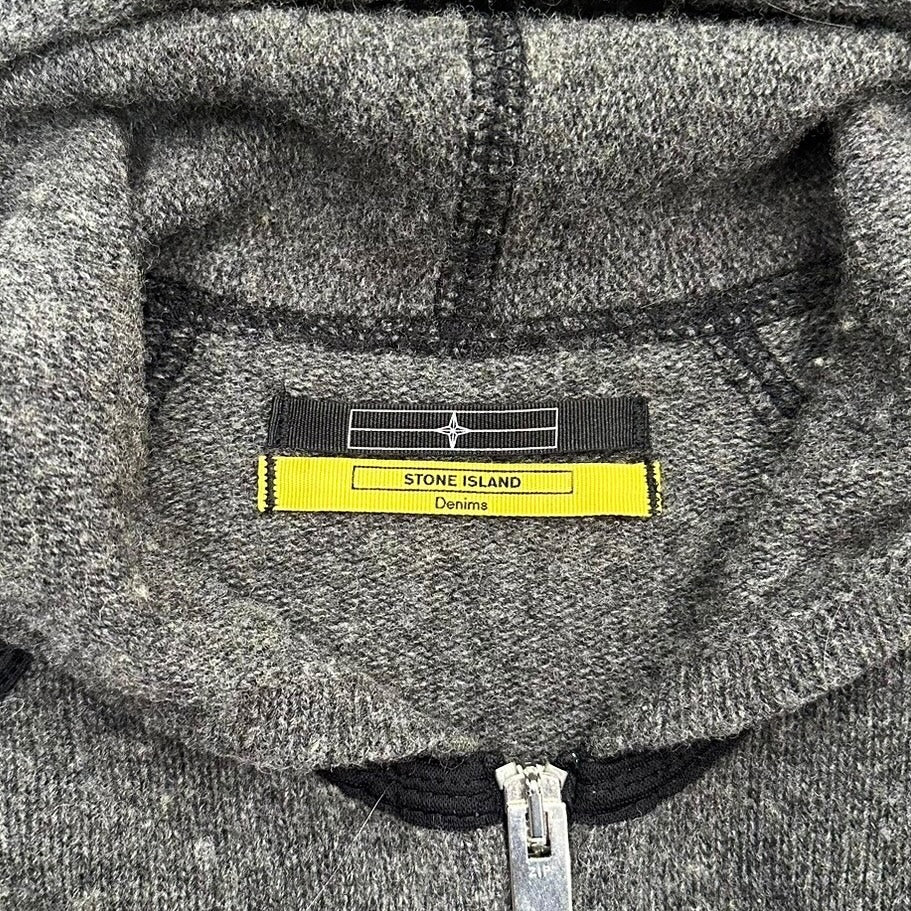 00's "Stone Island" zip up knit hoodie
