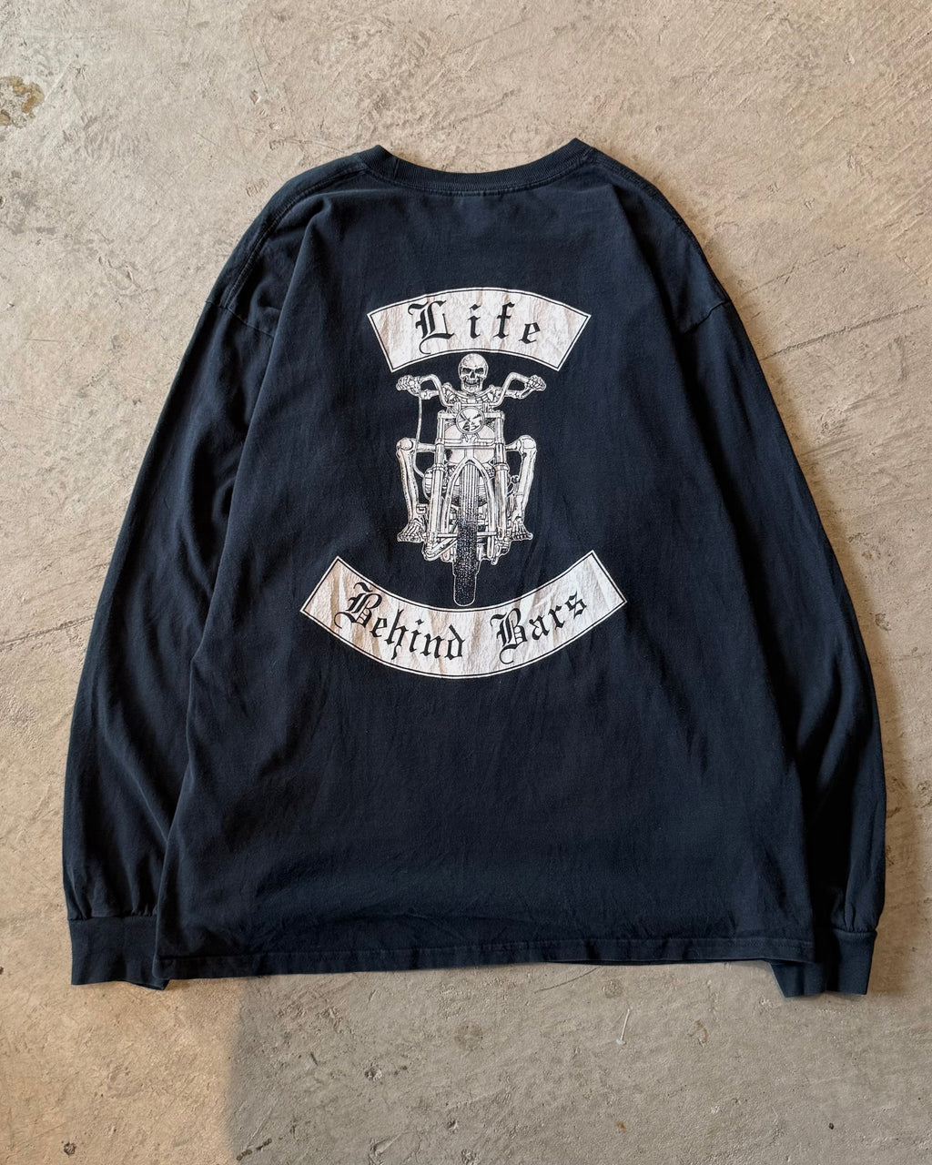 00's
skull print l/s t-shirt x-large