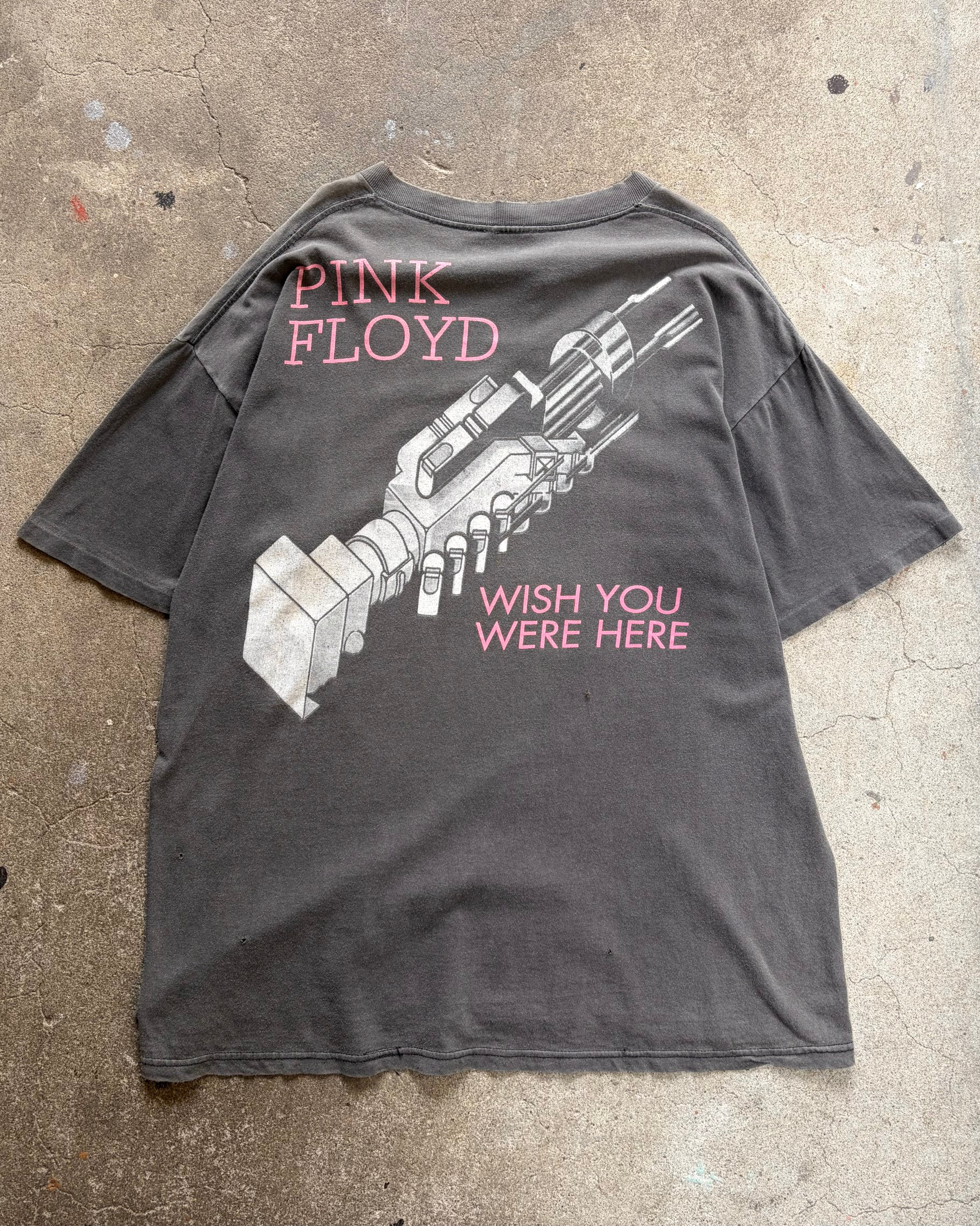 90’s PINK FLOYD
“Wish you were here” t-shirt X-large