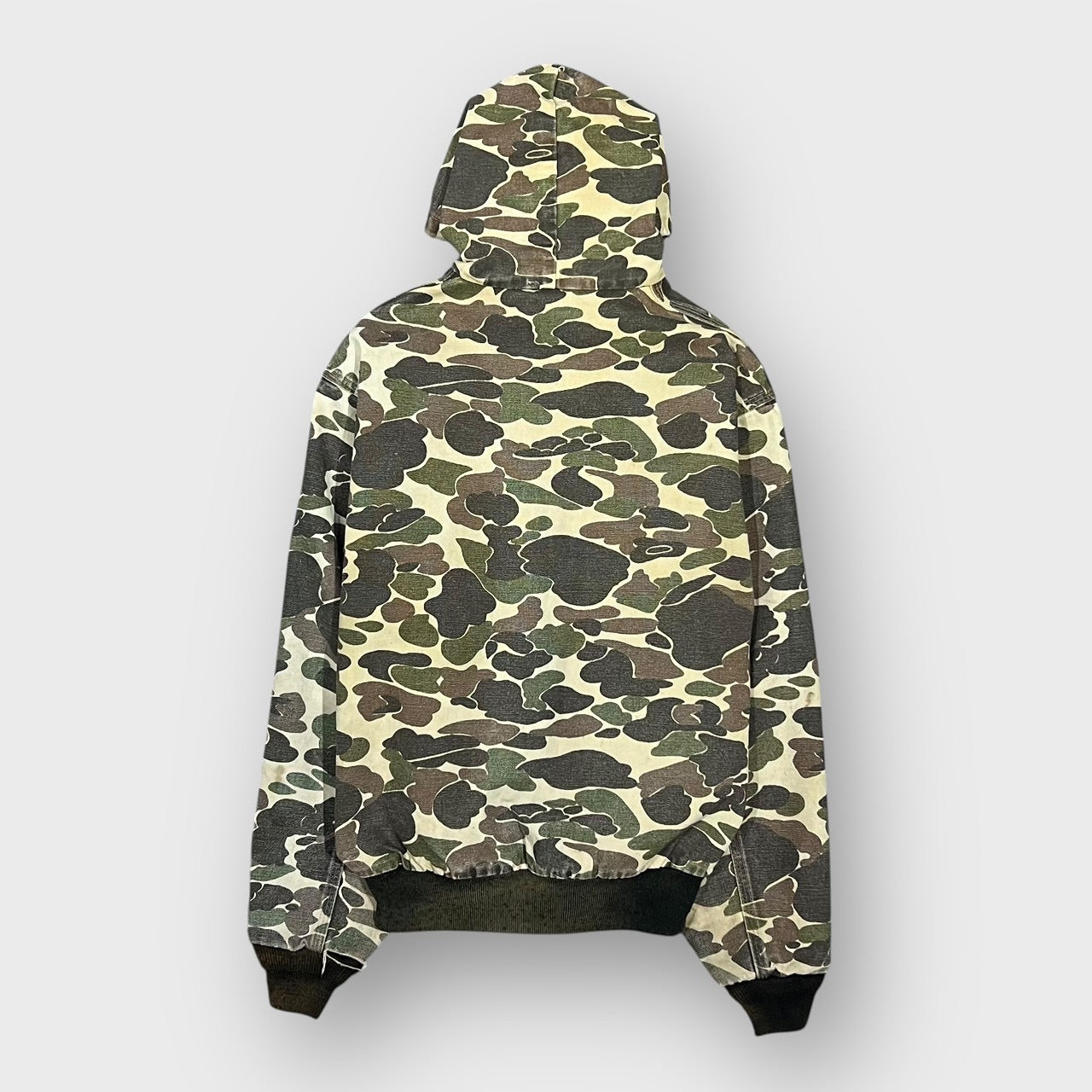 90’s “Carhartt”
camouflage pattern active jacket