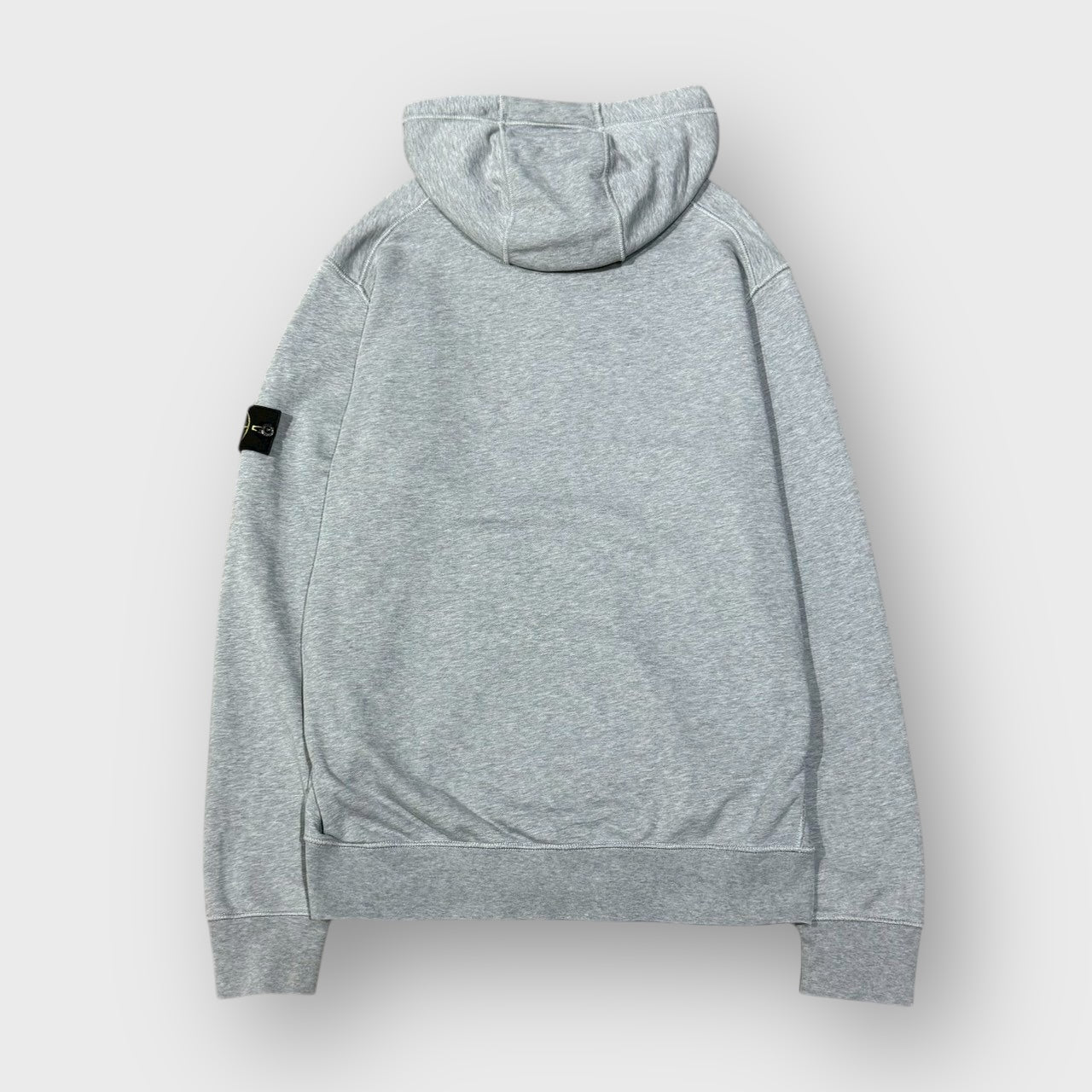 00’s “STONE ISLAND”
zip up hoodie