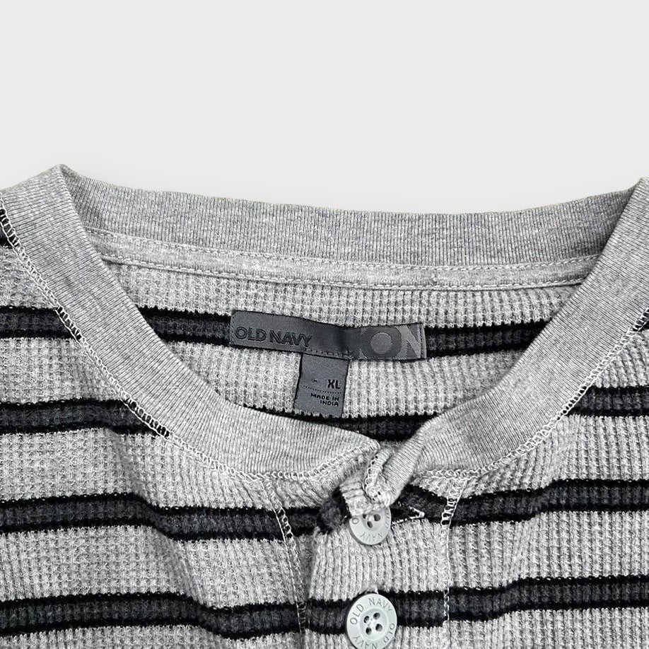 00's "OLD NAVY"
Henry-neck border pattern thermal shirt