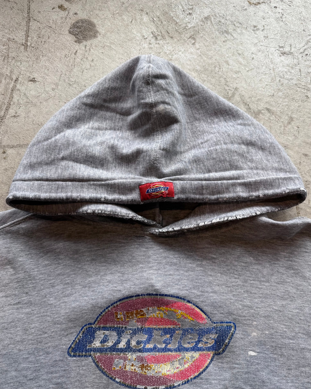 00’s “DICKIES”
faded damage pull-over hoodie LARGE