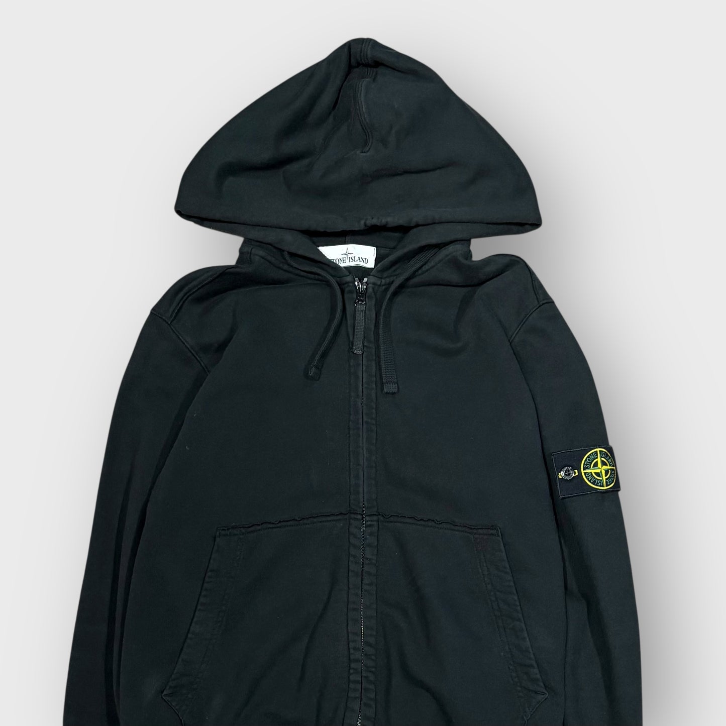 00’s “ STONE ISLAND” zip up hoodie
