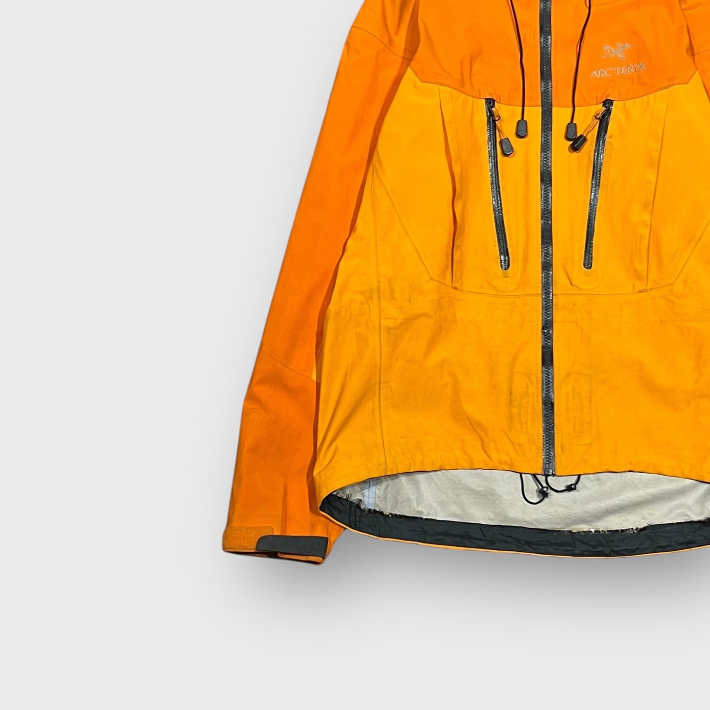 00’s “AR'CTERYX” alpha sv jacket