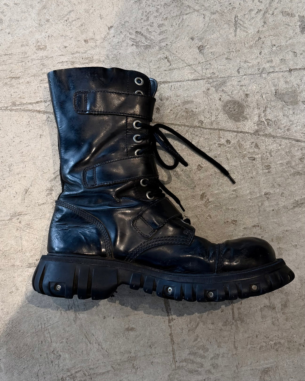 massiv 3buckle boots 12-loch