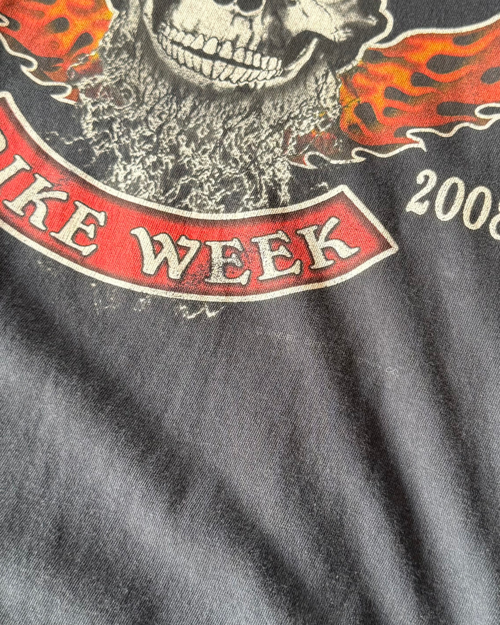 90’s skull design I/s t-shirt large
