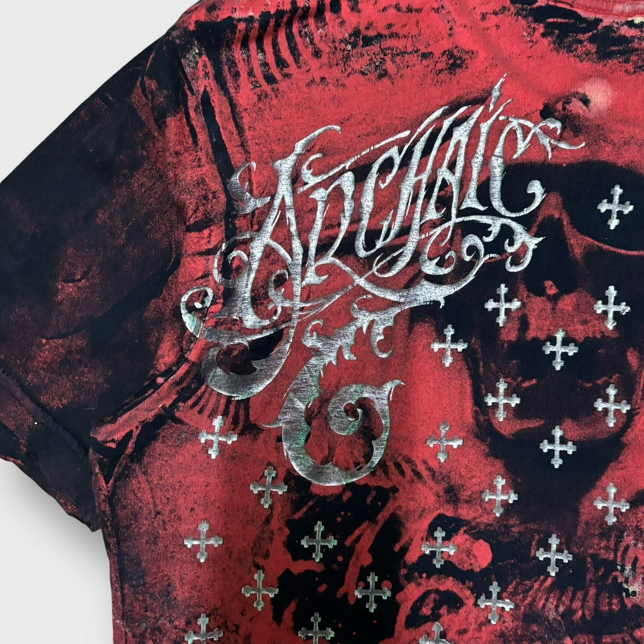 "Affliction" cross design t-shirt