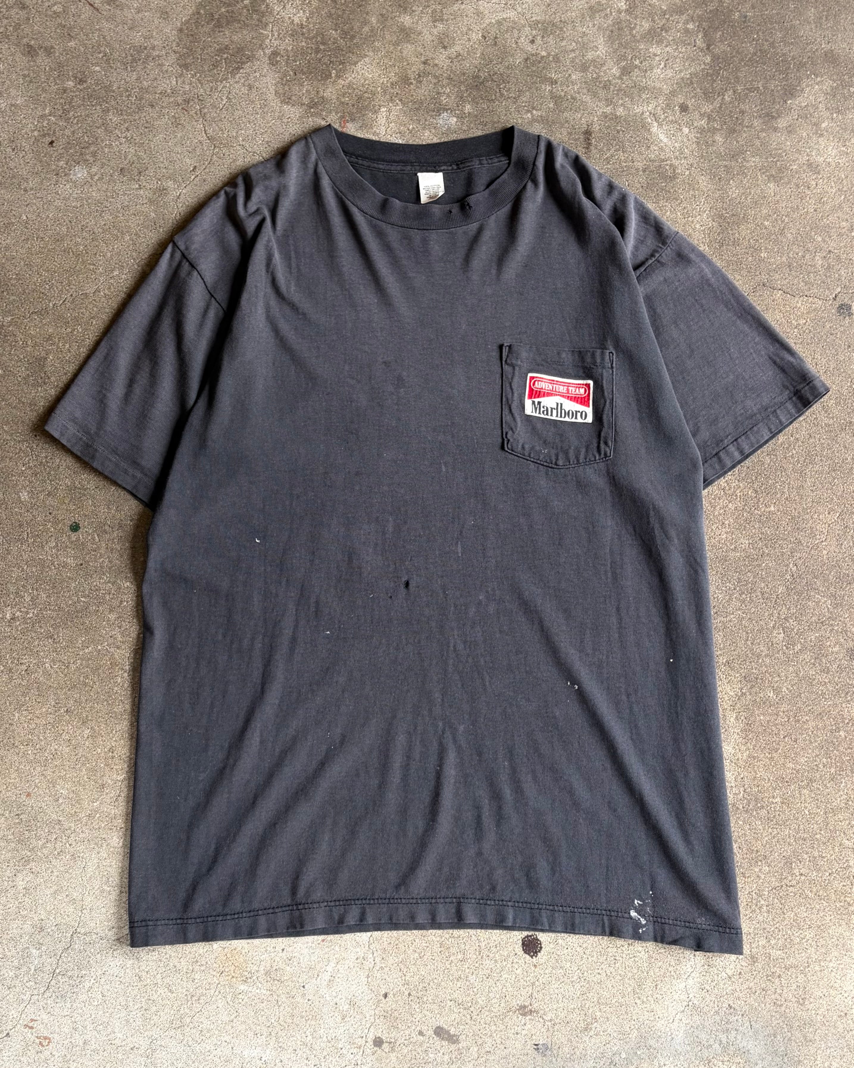90’s Marlboro
“coyote bluff” company t-shirt     X-LARGE