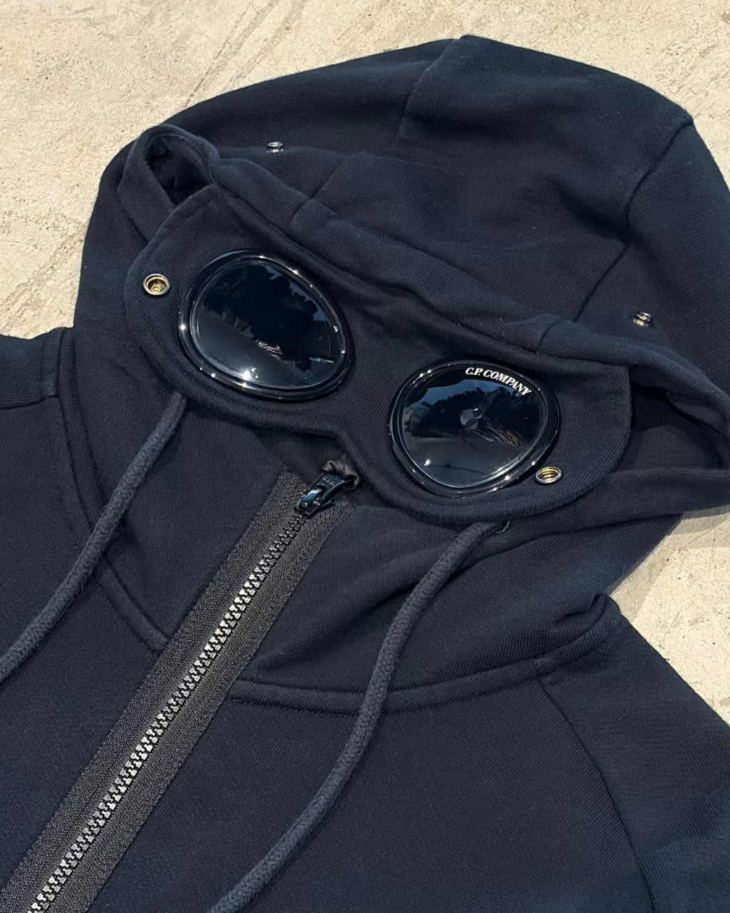 00’s “C.P COMPANY”
goggle zip up jacket