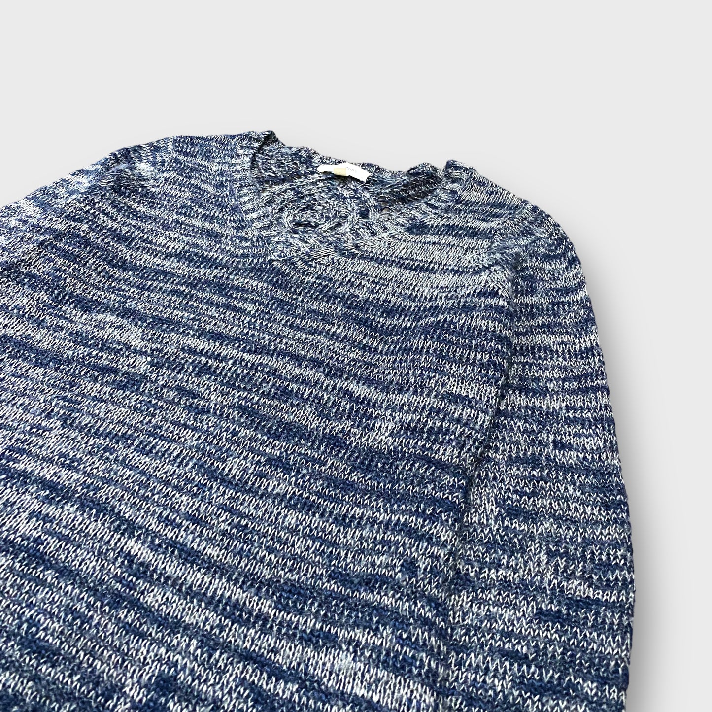 Gradation design knit sweater
