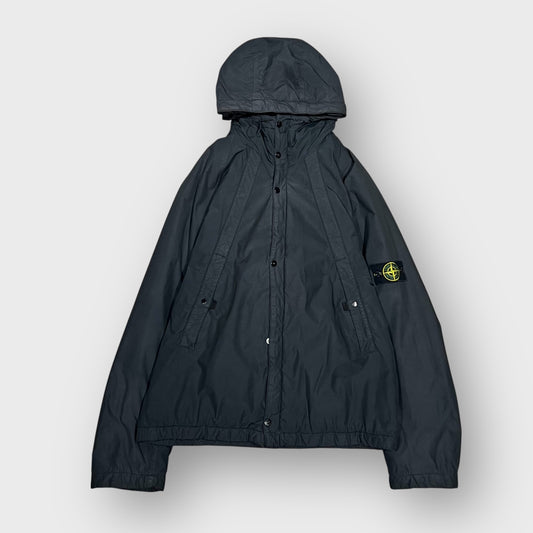 00’s “STONE ISLAND”
hooded nylon jacket