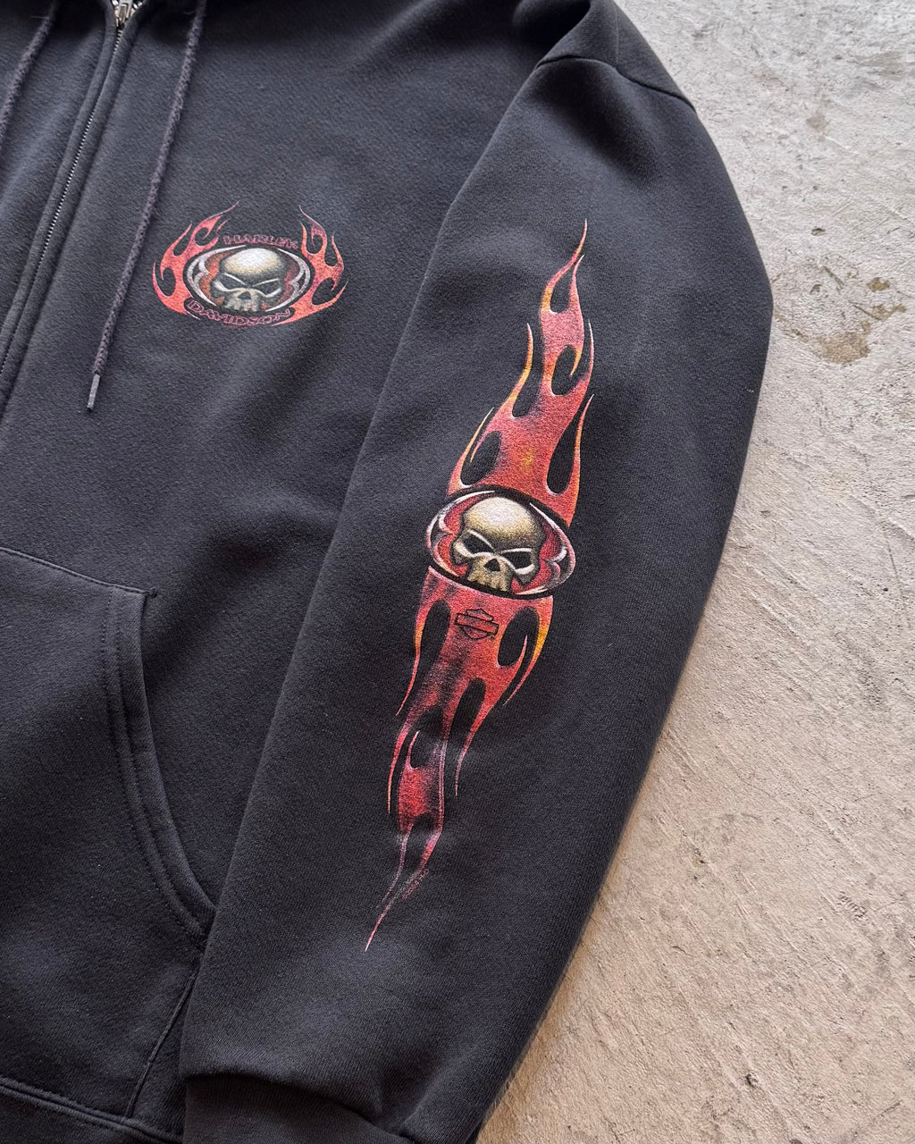 00’s “HARLEY DAVIDSON”
zip up hoodie 2X-LARGE