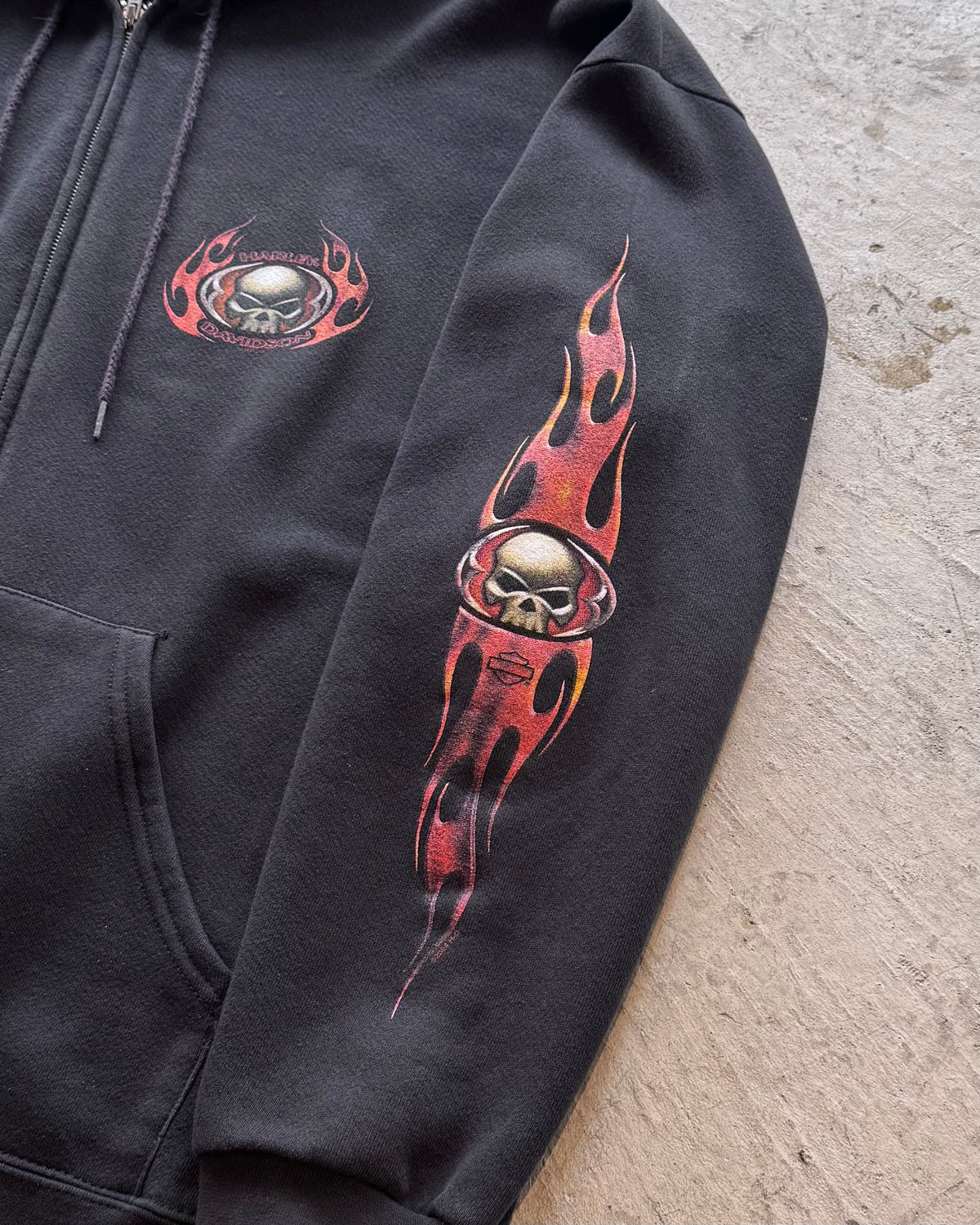 00’s “HARLEY DAVIDSON”
zip up hoodie 2X-LARGE