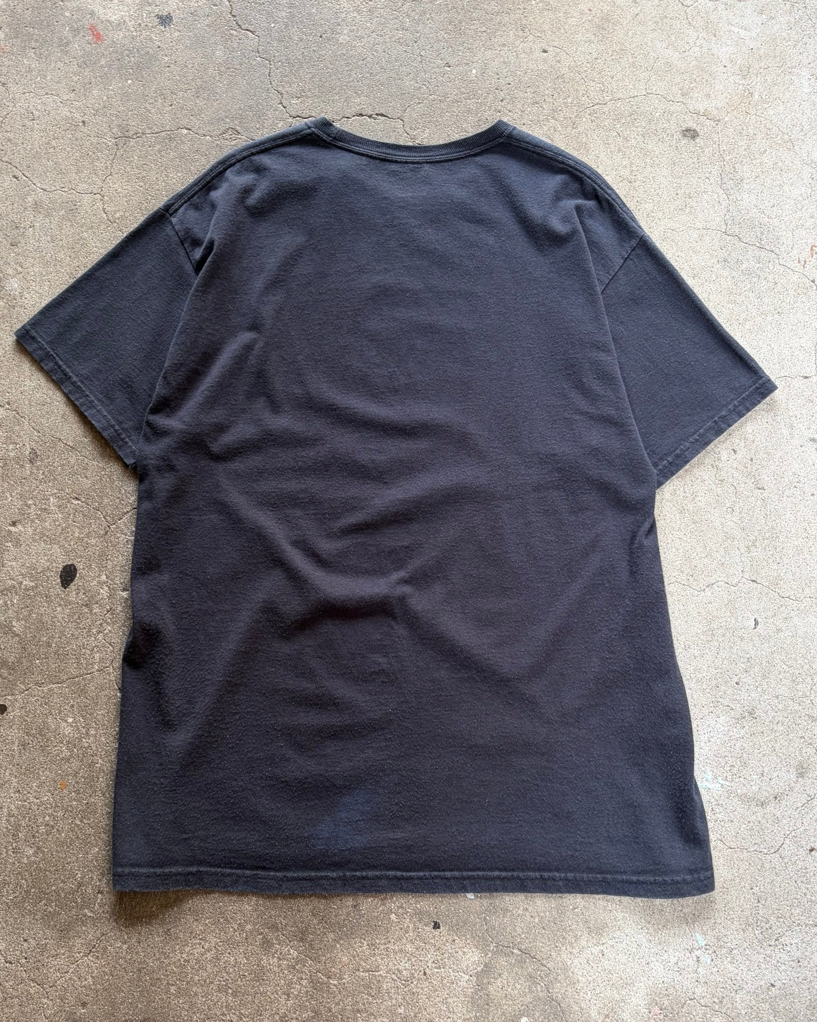 00’s “Kurt Cobain” artist t-shirt large
