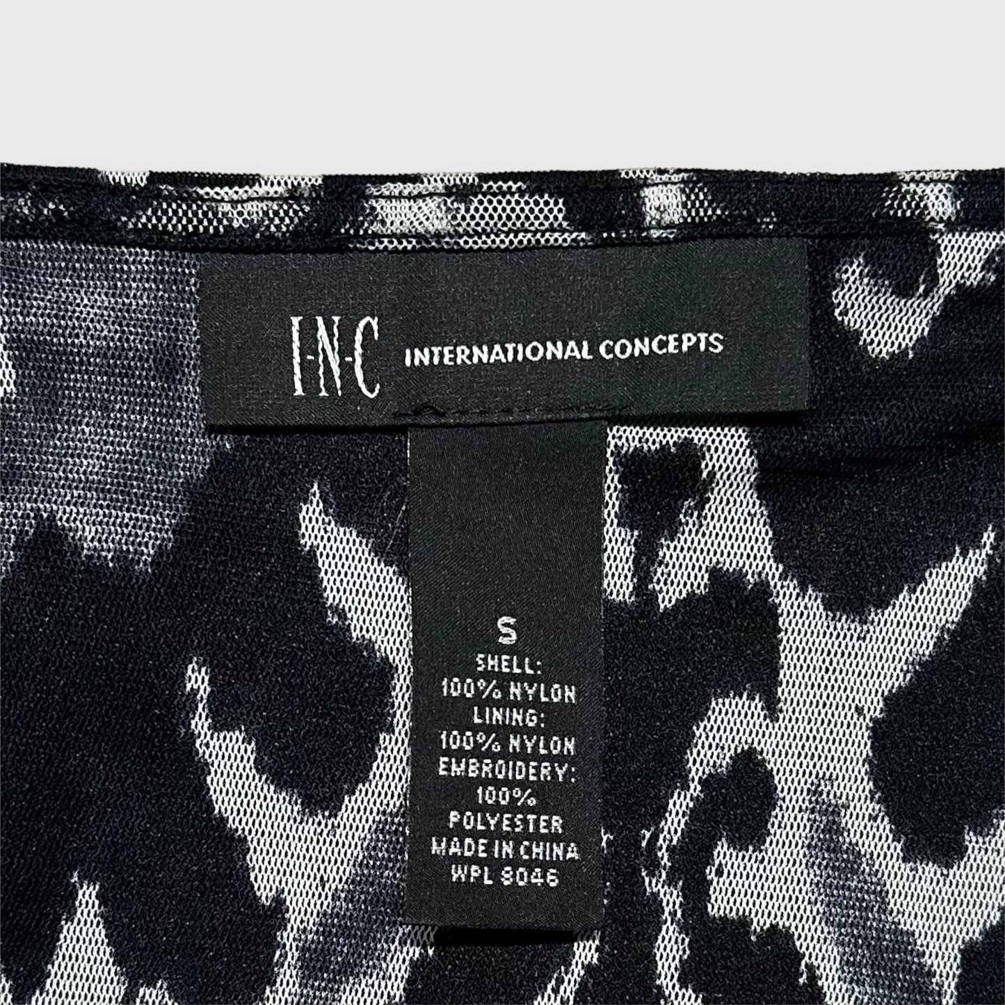 "I.N.C" Flower embroidery pattern cutsew