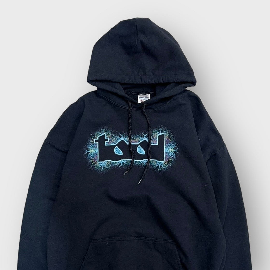 00's "tool"
Pull-over hoodie