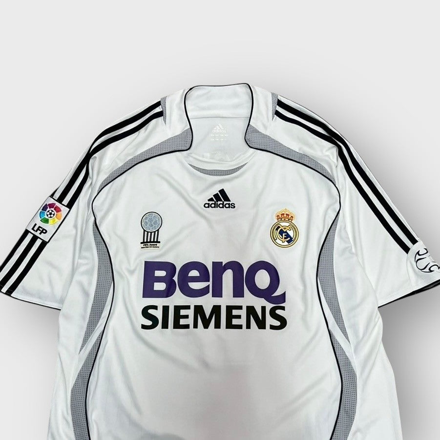 00’s “adidas”
“Real Madrid de Fútbol” team shirt