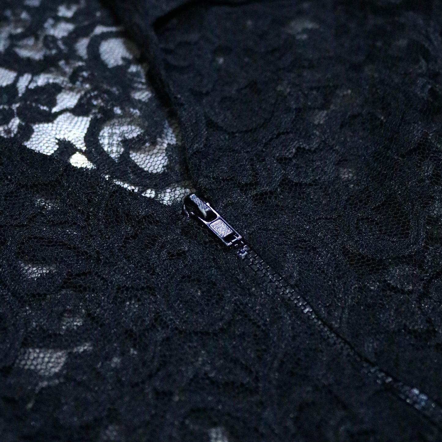 Lace fabric zip up shirt