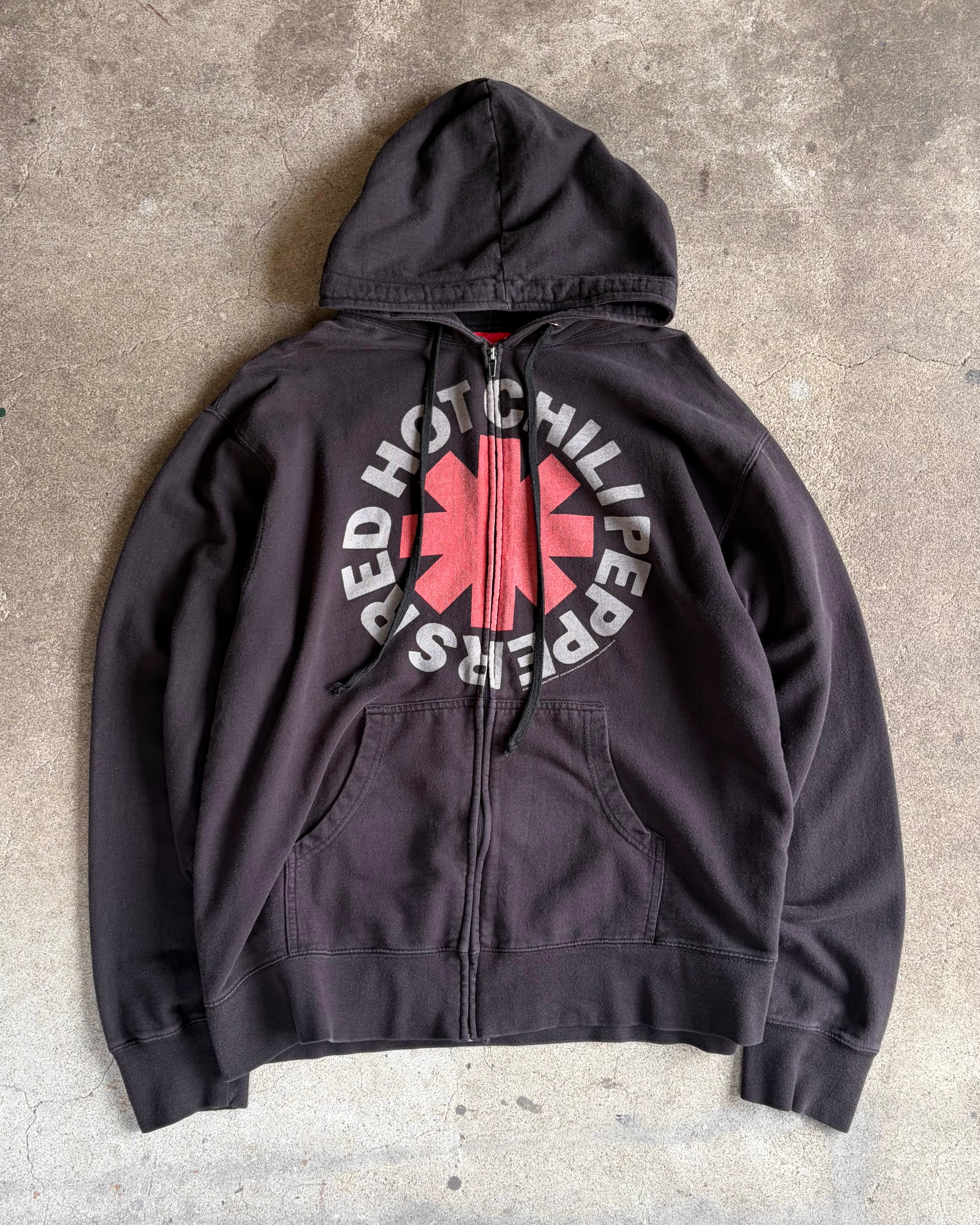 00’s “RED HOT CHILI PEPPERS”
zip up hoodie X-LARGE