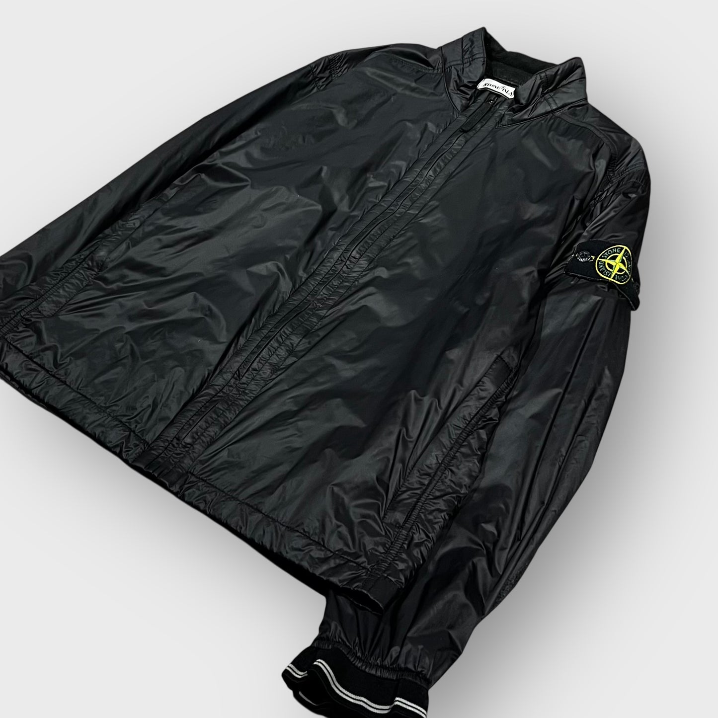 00’s “STONE ISLAND”
nylon jacket