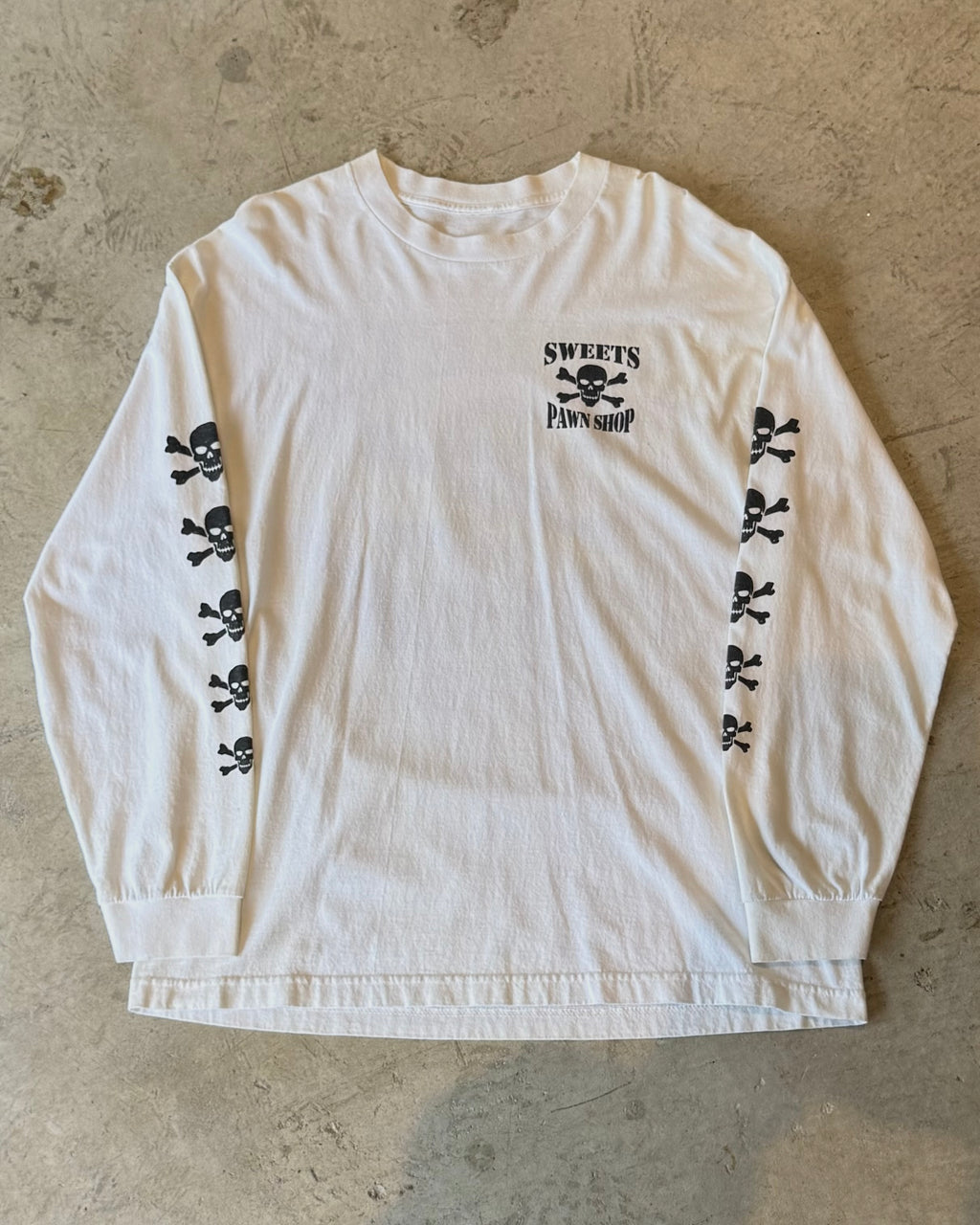 00's "SWEET PAWN SHOP"
skull design l/s t-shirt