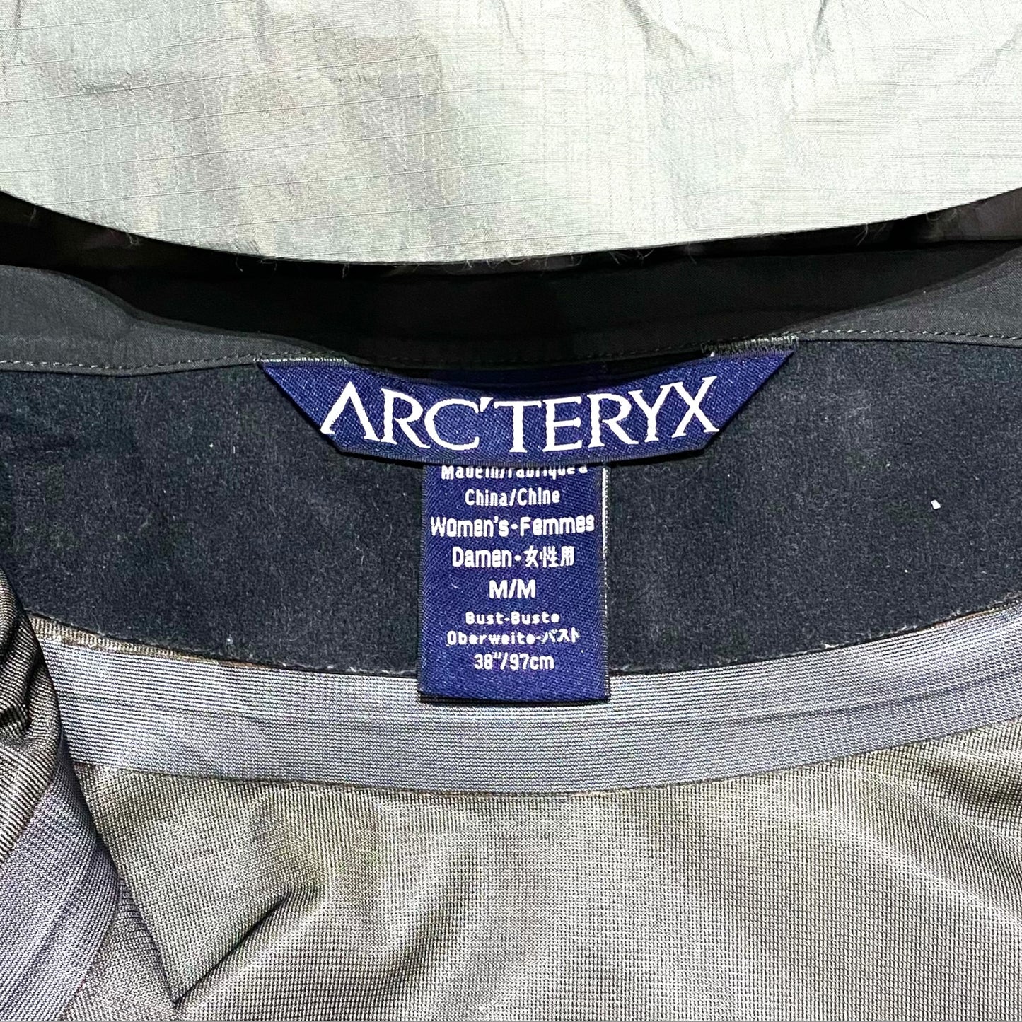 00's "ARC'TERYX" Theta SL jacket