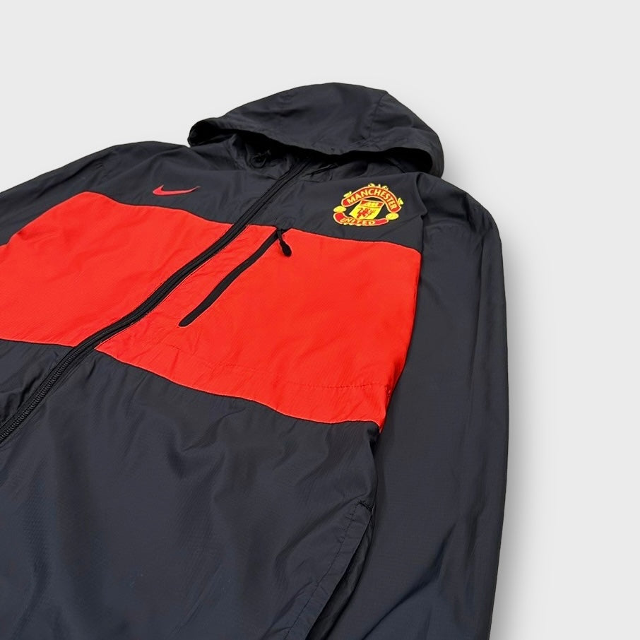 00's "NIKE" Manchester United team nylon hooded jaket