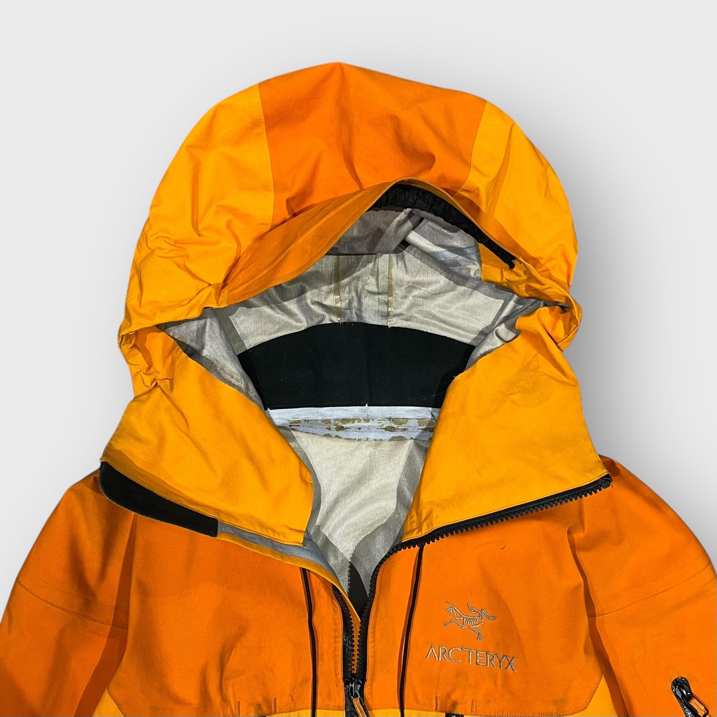 00’s “AR'CTERYX” alpha sv jacket