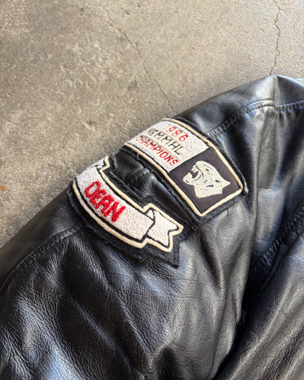 80-90’s patch design leather jacket