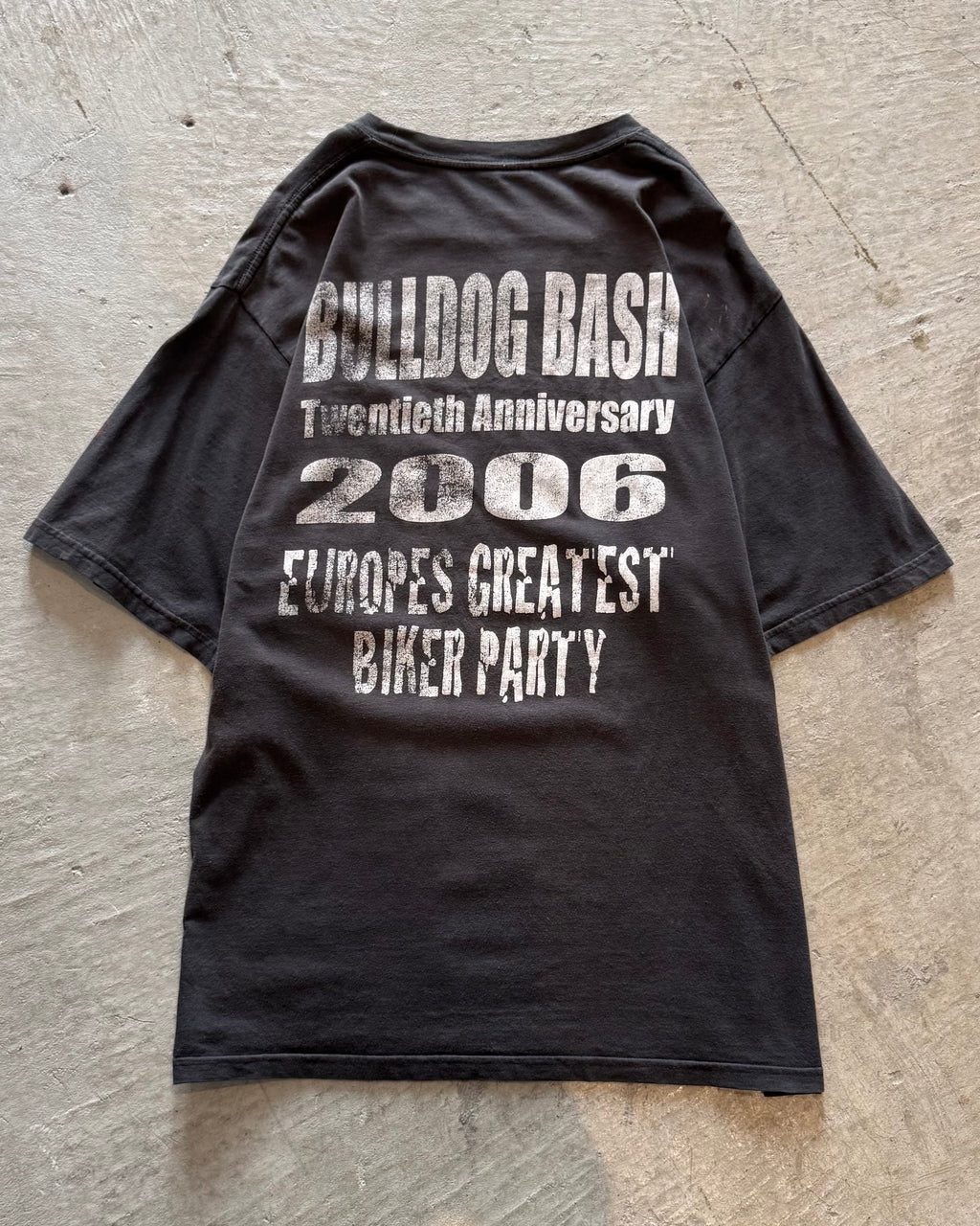 90’s “BULLDOG BAS” anniversary t-shirt x-large