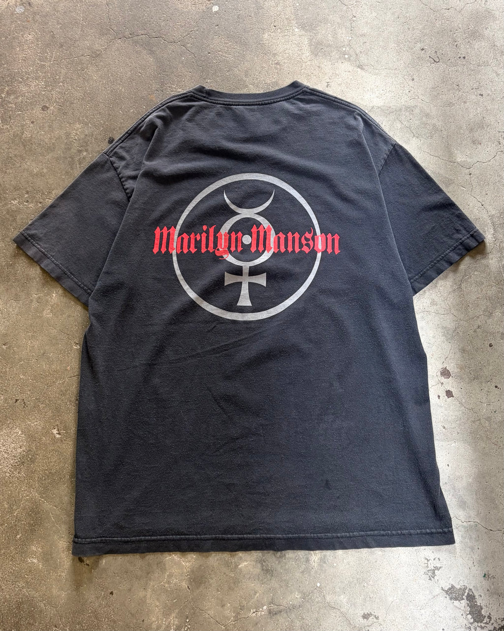 00’s Marilyn Manson
“Lest We Forget: The Best Of” album t-shirt