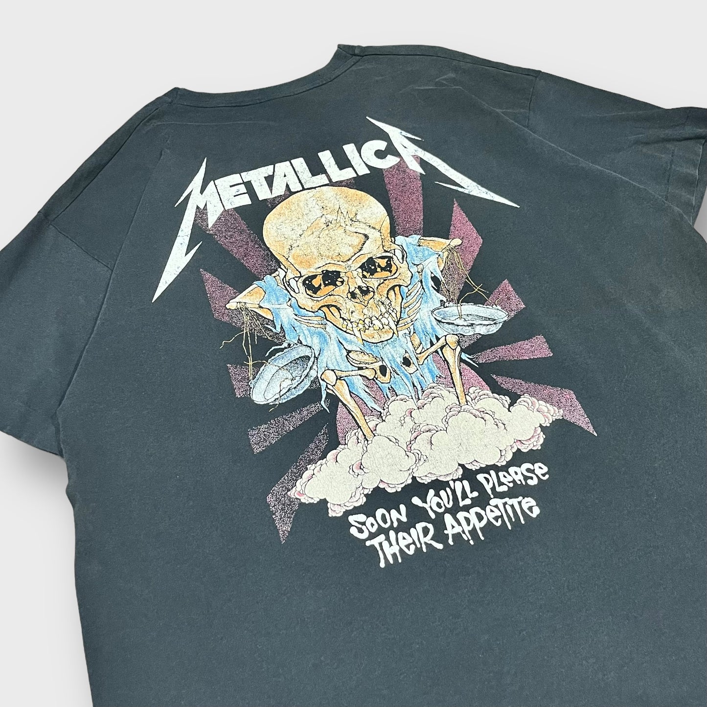 90’s METALLICA
“Their Money Tips Her Scales Again” “Pushead” t-shirt