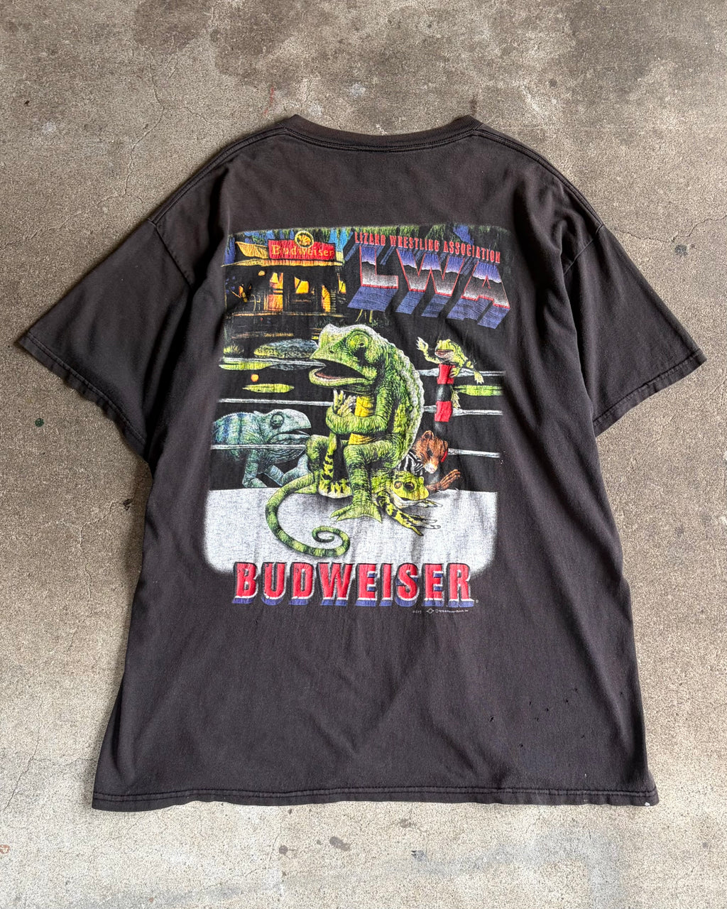 90’s “Budwiser”
company t-shirt X-LARGE