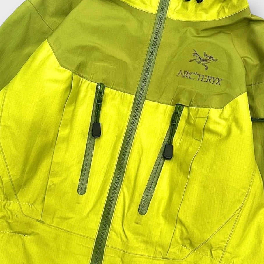 00's "ARC'TERYX" Alpha sv jacket yellow