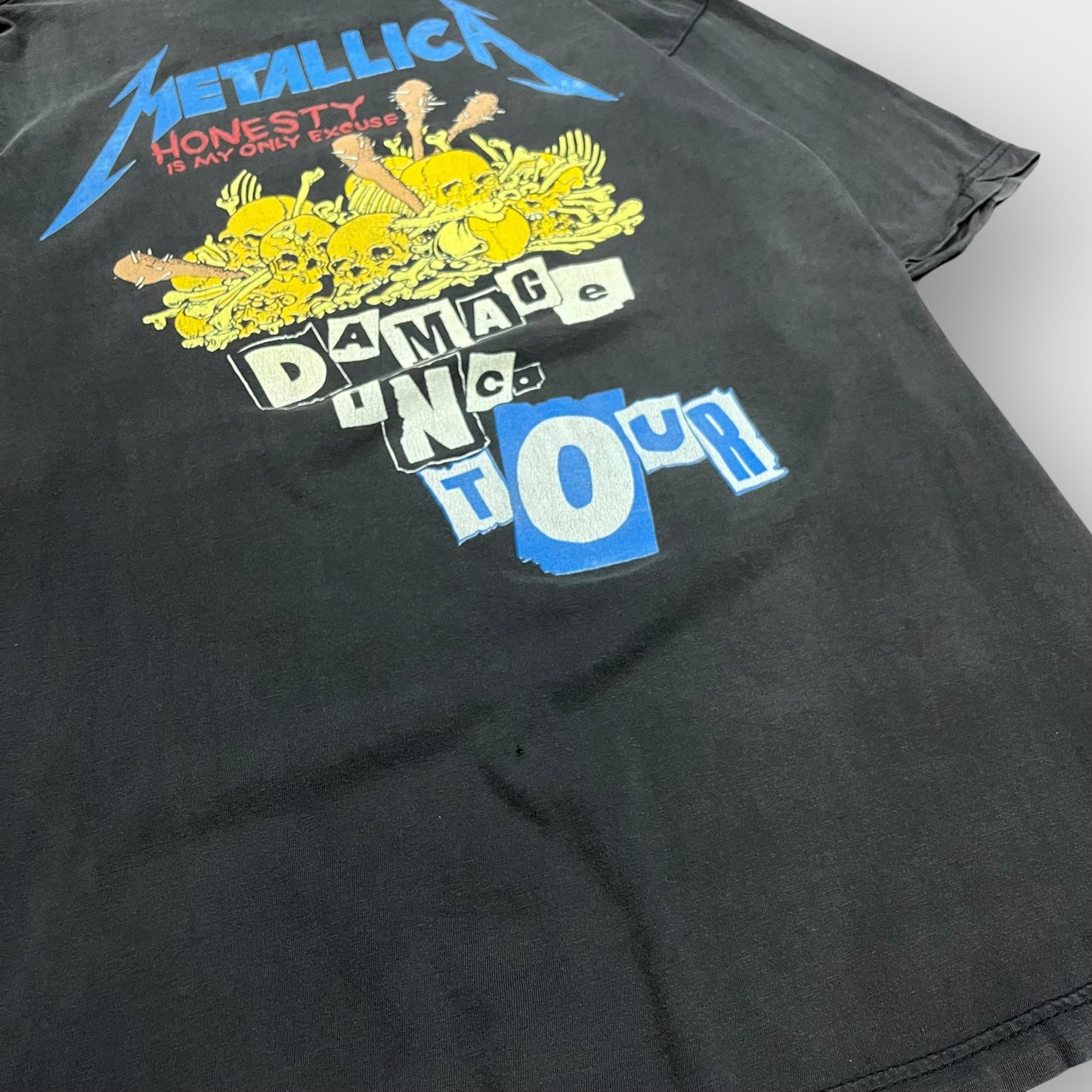 90’s METALLICA
“damage inc tour” pushead t-shirt