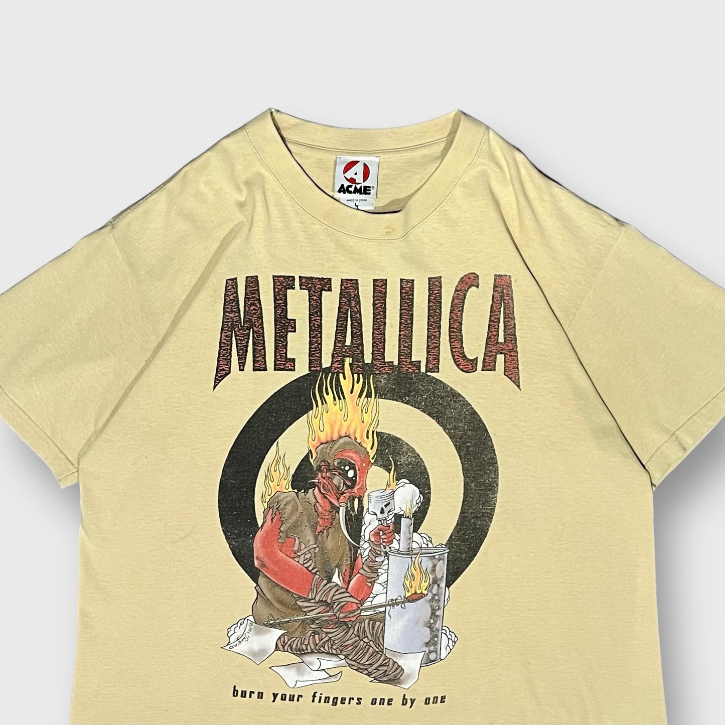 90’s METALLICA
“Pushead”burn your fingers one by one t-shirt